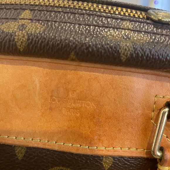 Vintage Louis Vuitton Handbag - Picture 5 of 5